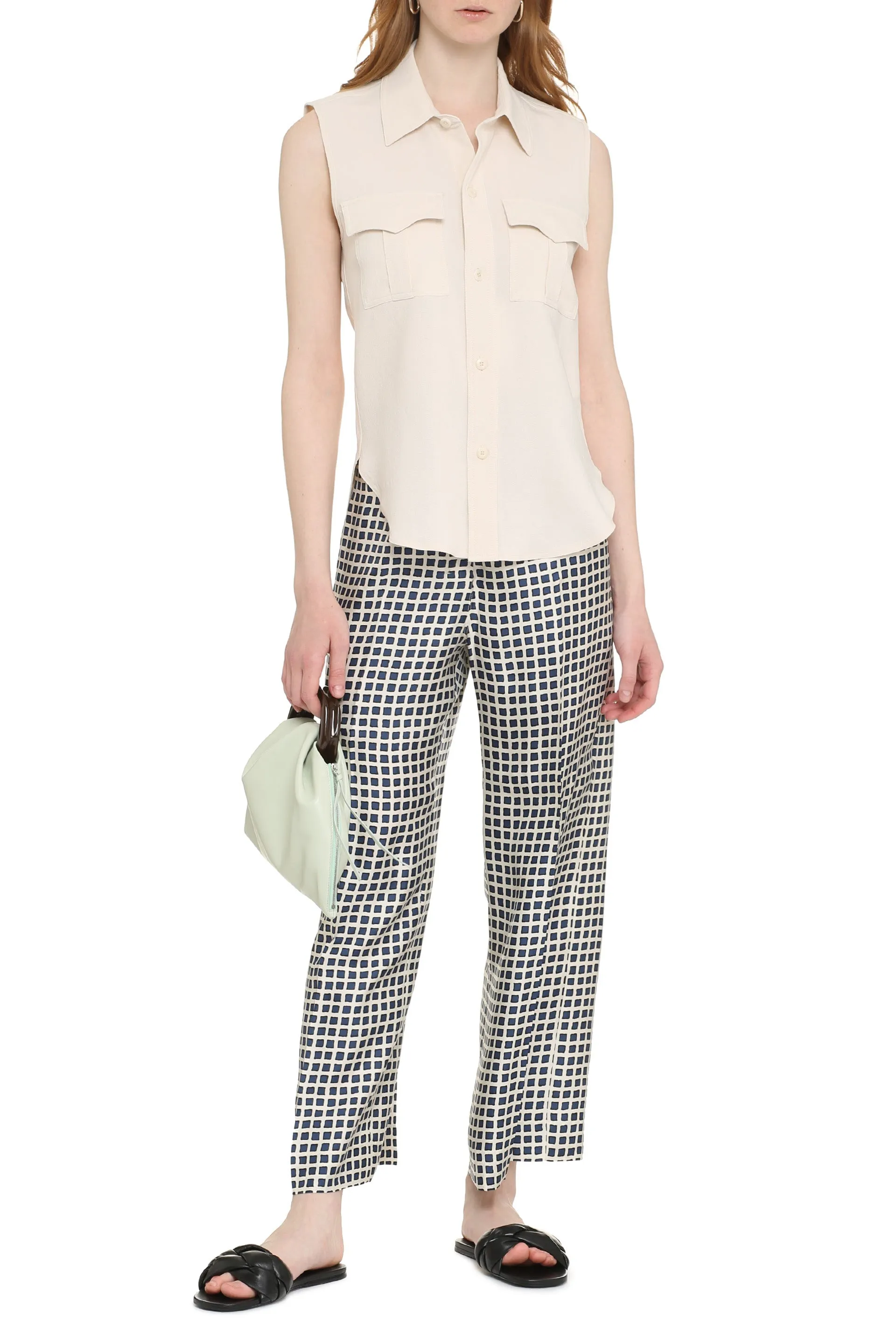 AMI Sleeveless Buttoned Shirt